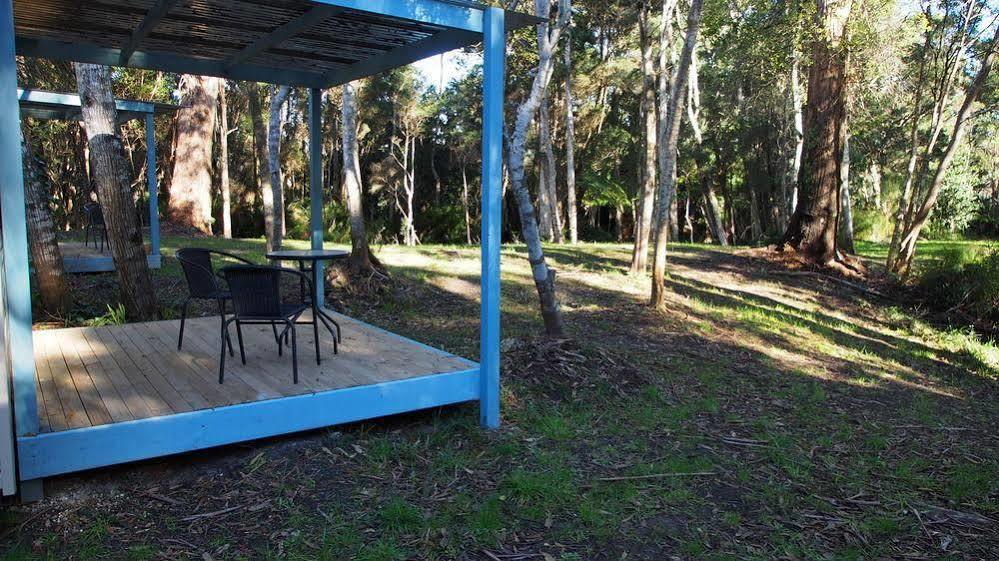 Strahan Beach Tourist Park Extérieur photo